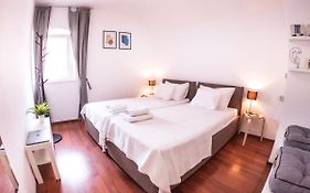 Pinna Apartments Hvar